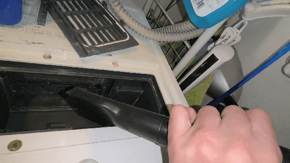 navx7500-filter-cleaning-4