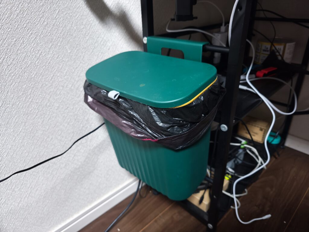 壁掛けごみ箱-グリーン
